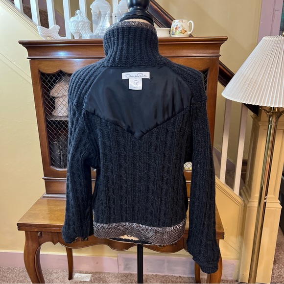 Oscar De La Renta Fall 07 Cashmere and German Python Cable Knit Sweater. Mint. - Picture 12 of 14